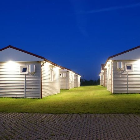 Cuma Camp Villa Sarbinowo Buitenkant foto