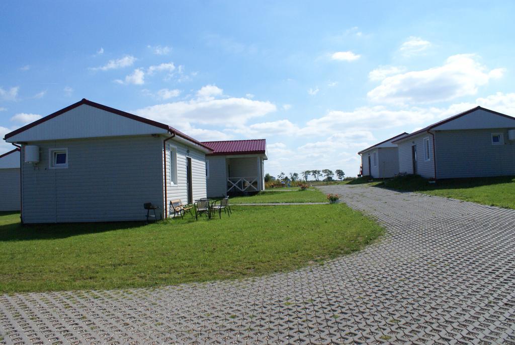 Cuma Camp Villa Sarbinowo Buitenkant foto