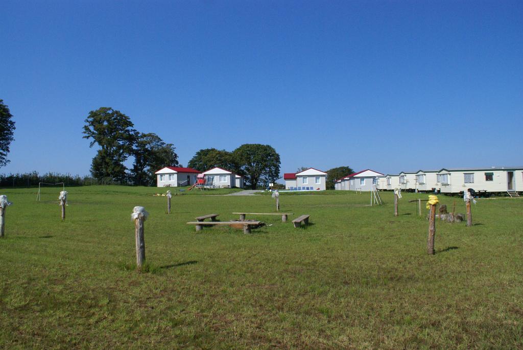 Cuma Camp Villa Sarbinowo Buitenkant foto