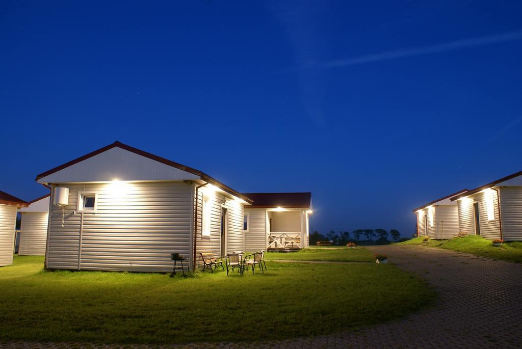 Cuma Camp Villa Sarbinowo Buitenkant foto